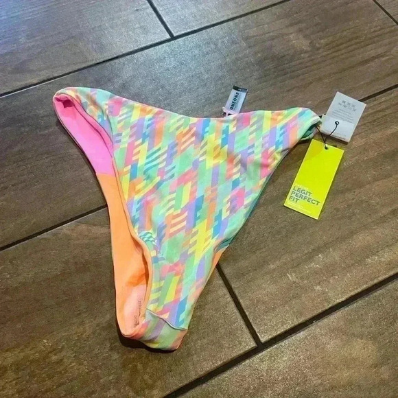 NWT ONEONE Lourdes colorblock reversible bikini bottom medium - Picture 5 of 9